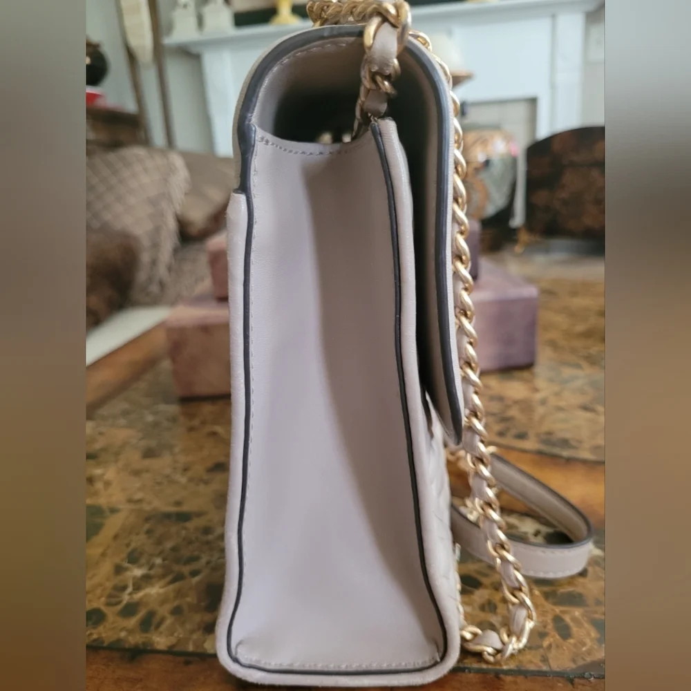 Tory Burch Cream Quilted Bag - Picture 4 of 10